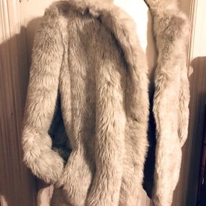 Vintage faux fur winter coat made in USA size: M-L